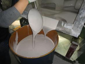 耐低溫模具硅膠能耐低溫多少度？