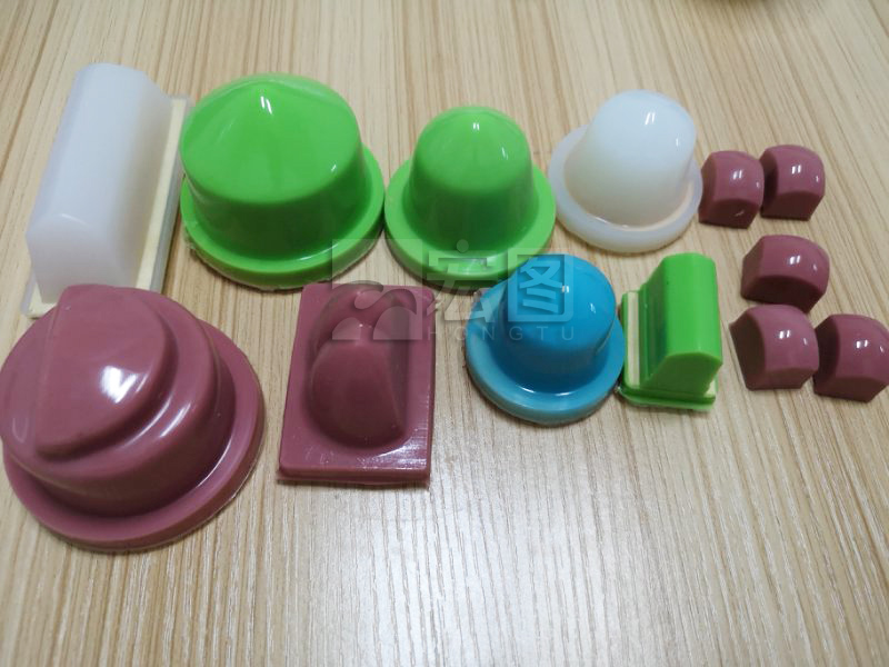 1769389426985724.jpg 紅色移印硅膠和藍色移印膠漿有什么特別之處?-800.jpg
